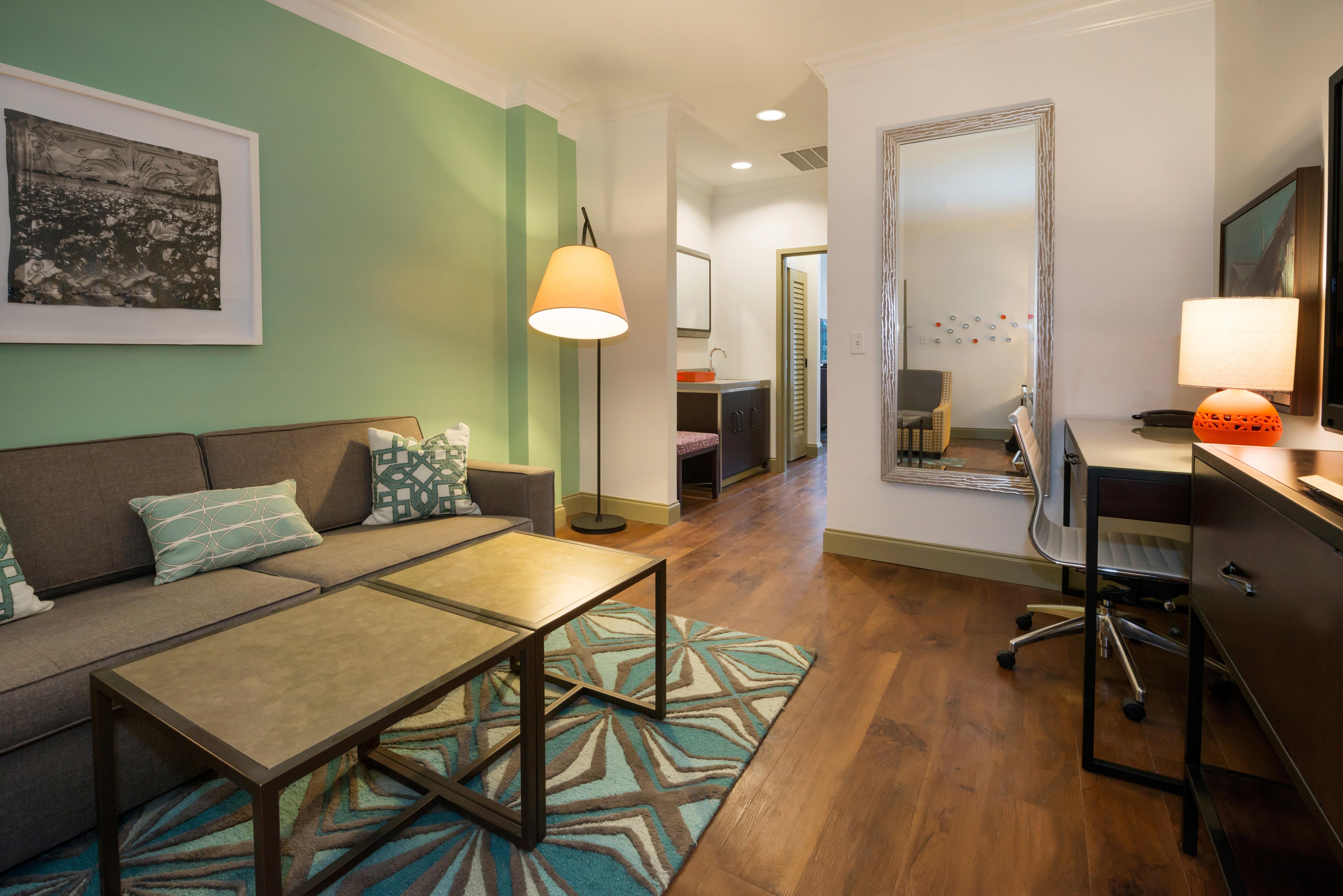 Hotel Indigo Savannah Historic District By Ihg Exterior photo